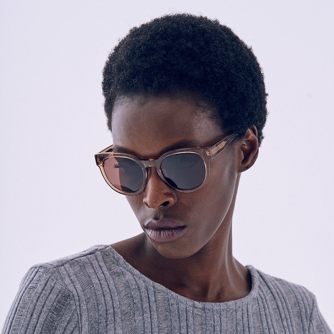 UBERZEUGENDESGRAU_53X21X140