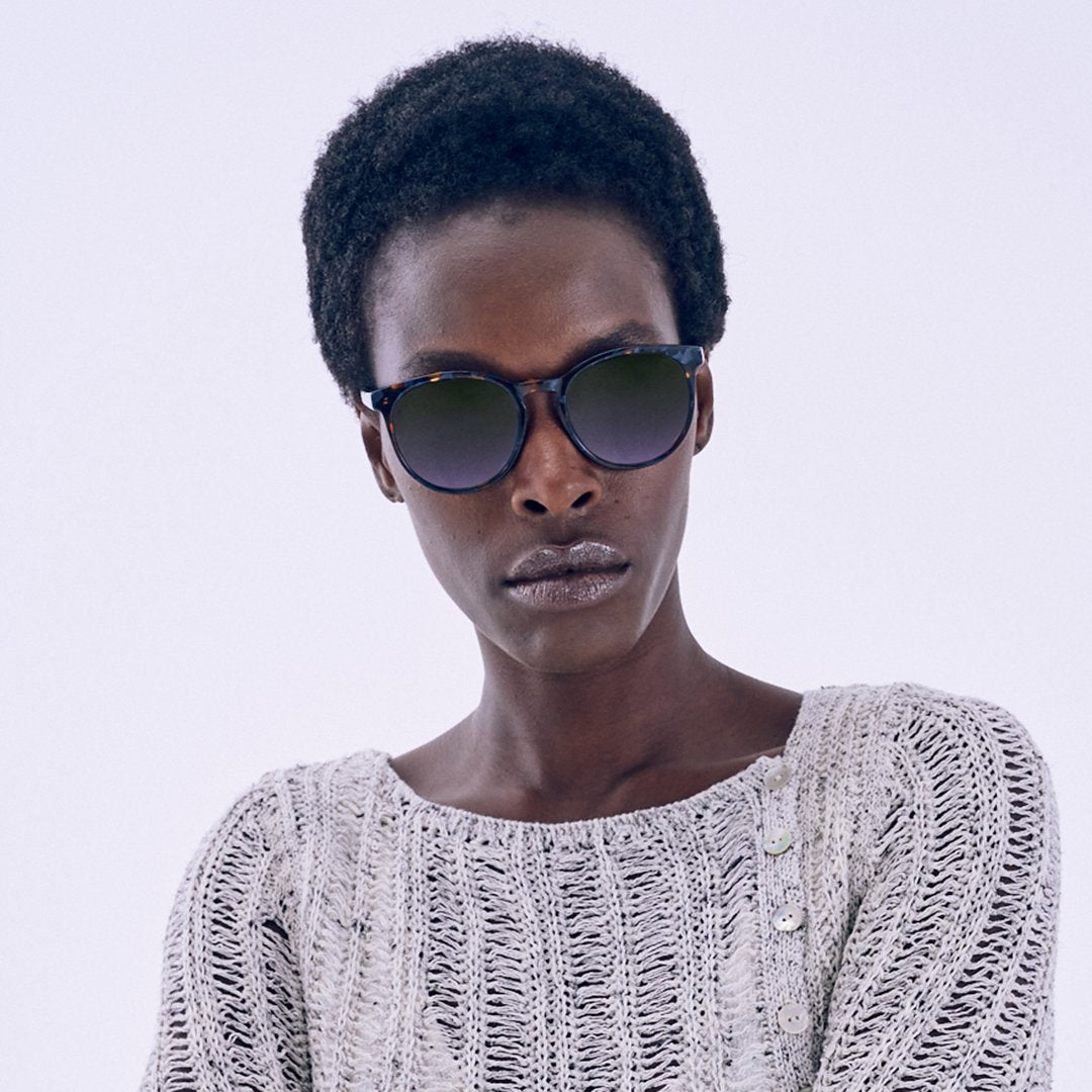 AUFREGENDESPETROL-BRAUNVERLAUF_52X19X140